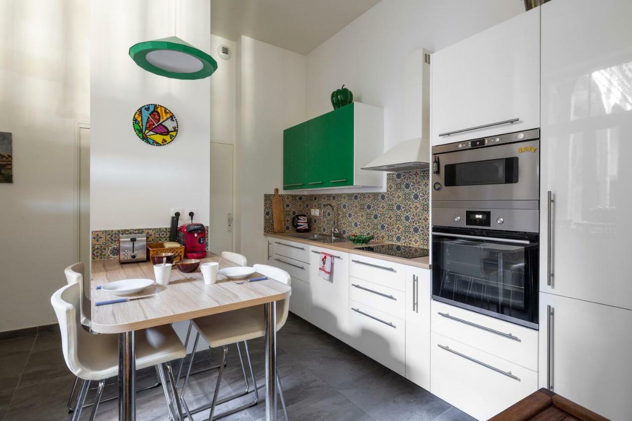 Les Suites De Philippe By Cocoonr Rennes Exterior foto