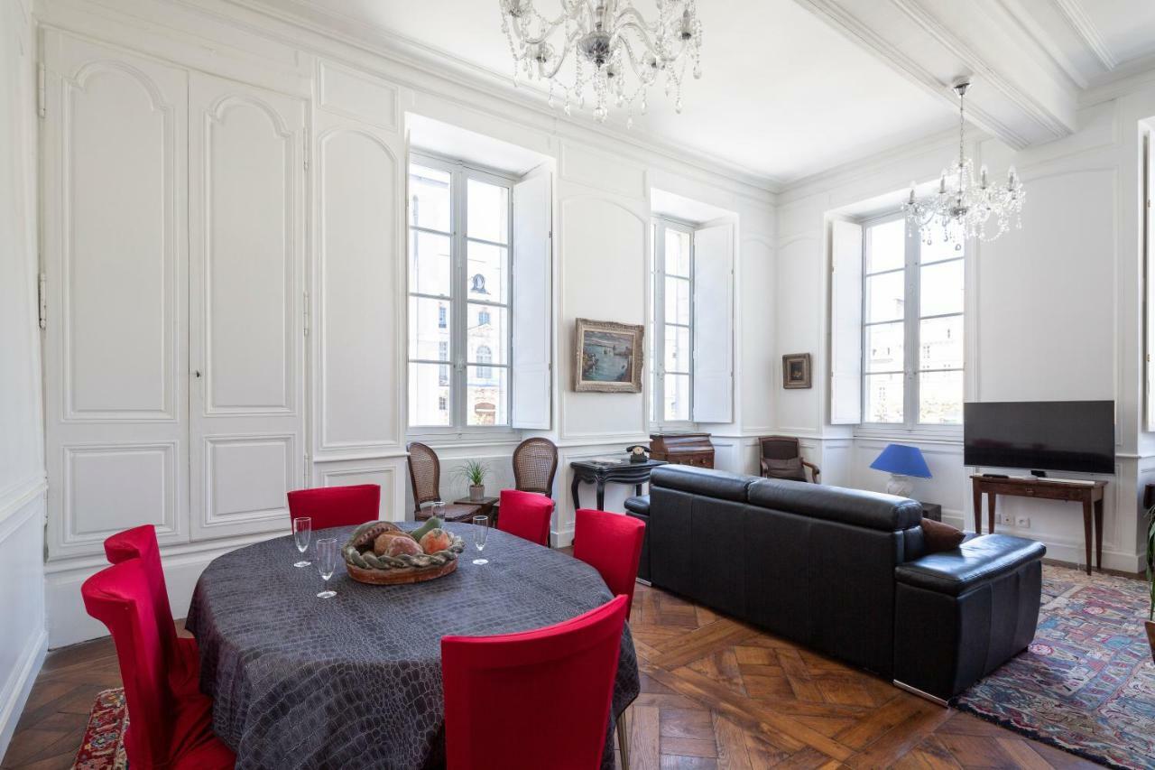 Les Suites De Philippe By Cocoonr Rennes Exterior foto